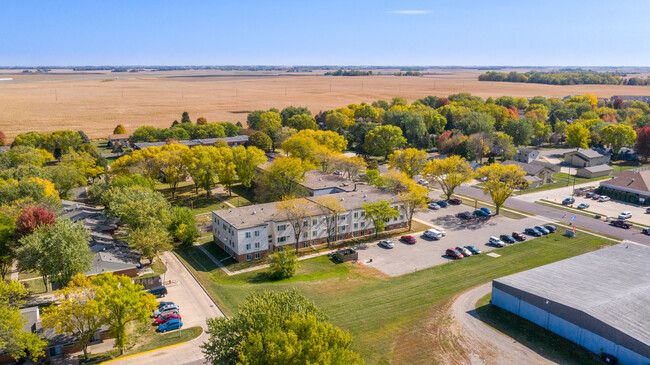 Fairmont Square Apartments - Fairmont Square Apartments