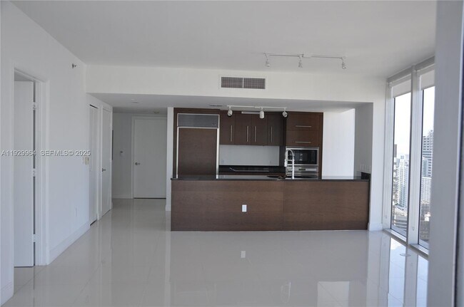 Photo - 475 Brickell Ave Unit 4215