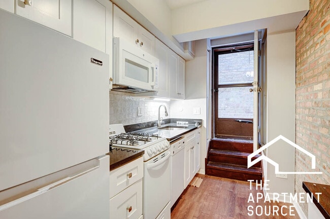 Building Photo - 4878 N Magnolia Ave Unit D-GW Rental