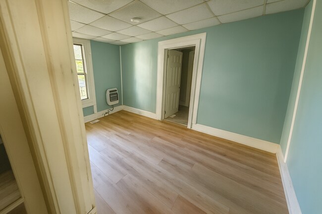 Photo - 2128 Jeff Davis St