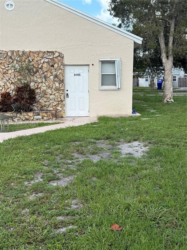 Photo - 410 N 58th Ave Apartment Unit S