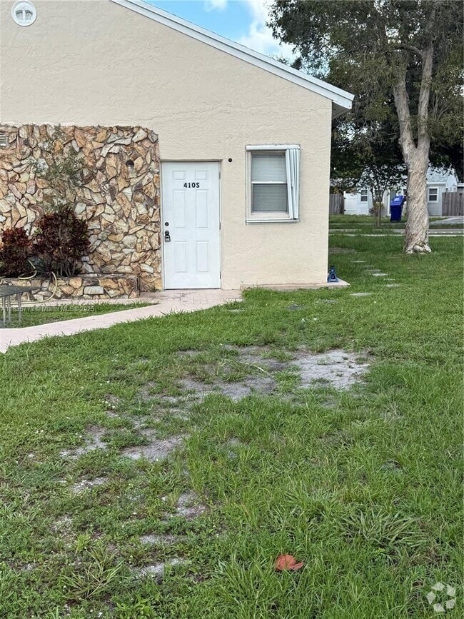 Building Photo - 410 N 58th Ave Unit S Rental