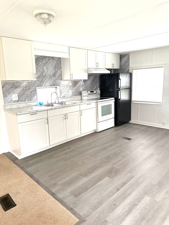 Photo - 21496 Gerards Cove Rd