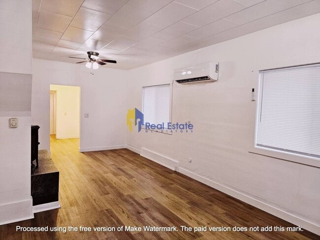 Photo - 3 Bed 1.5 Bath Pet Friendly Home in Monroe