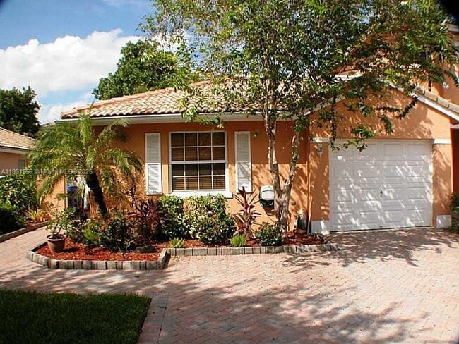 Photo - 9151 NW 40th St Townhome