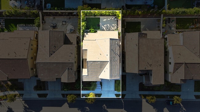 Photo - Light and bright 4 bedroom 3 bath beauty i...
