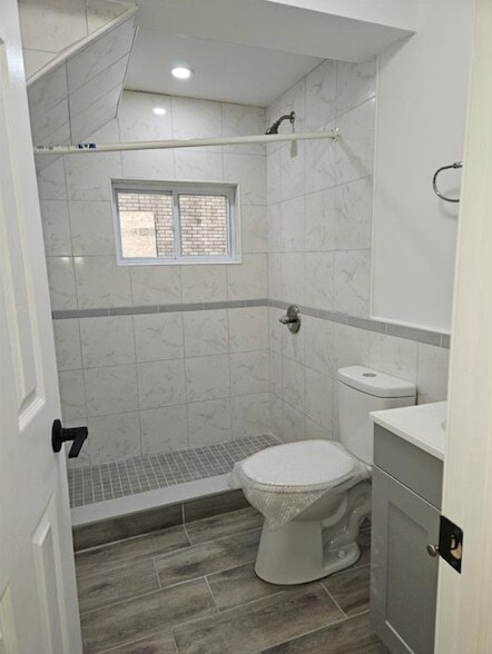 Photo - 120 Henry St Unit 1R