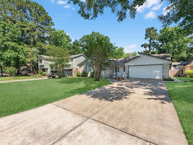 Building Photo - 3010 Glen Spring Dr