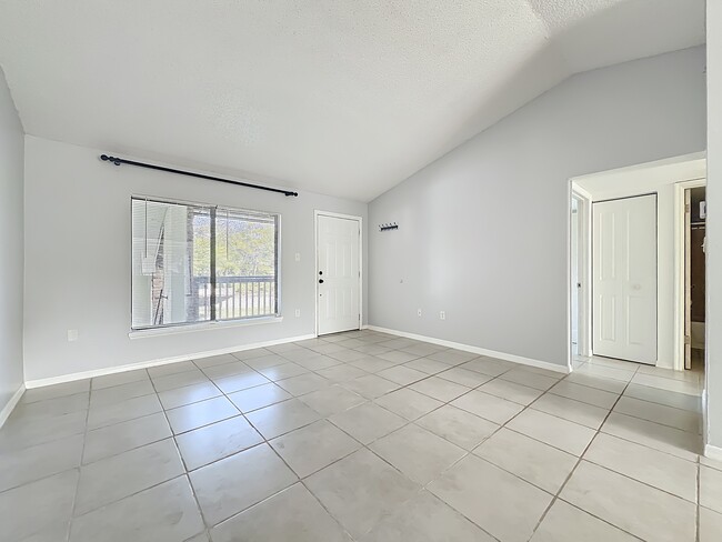 Photo - 1515 Huntington Ln
