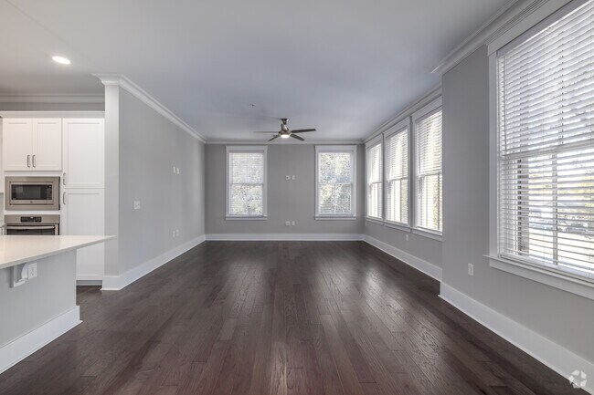 The Harvard - Dining Room - Providence Flats