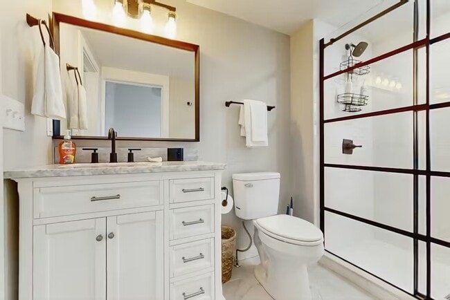 Photo - 208 N 9th St