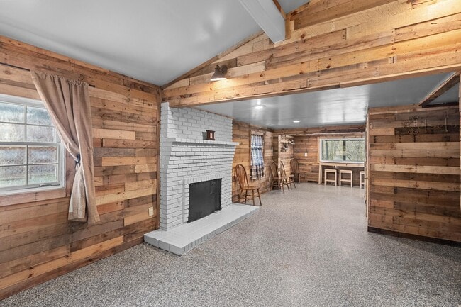 Photo - 1494 Amster Grove Rd
