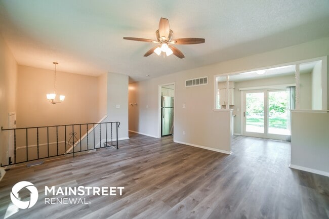 Photo - 601 S Central St