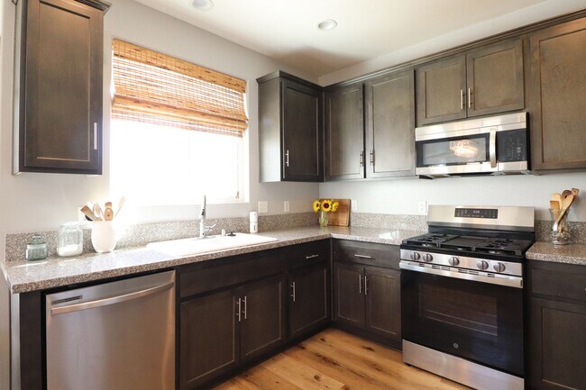 Photo - Great Pasadera Home