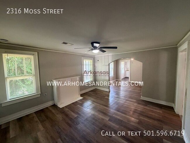 Photo - 2316 Moss St