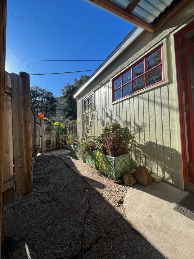 Photo - 840 Basin Dr Unit Guesthouse