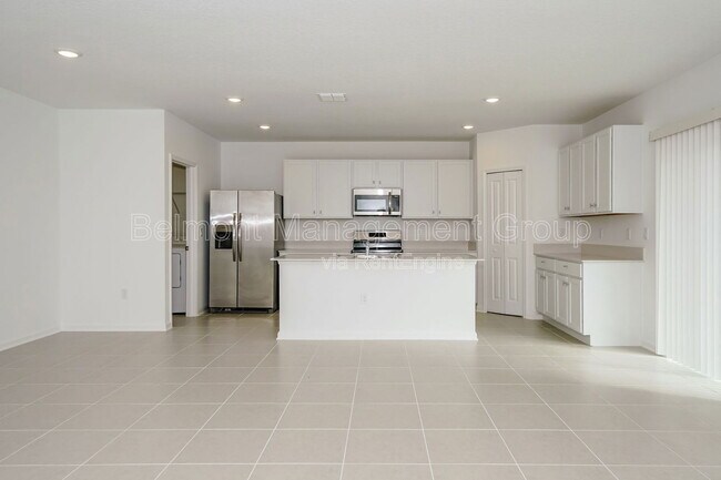 Photo - 1212 Belle Isle Ln