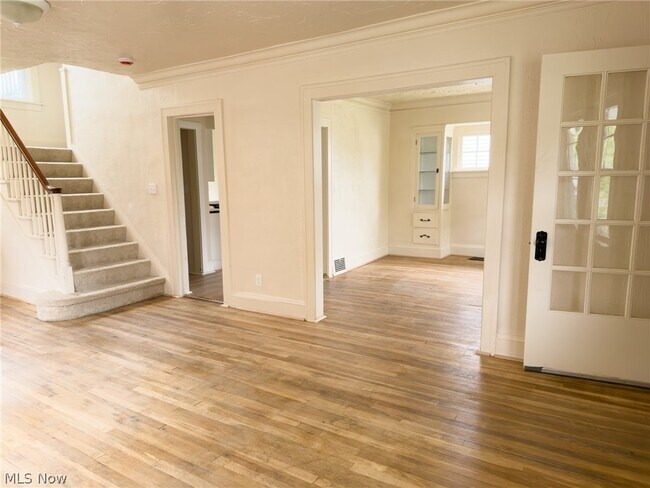 Photo - 3710 Sudbury Rd