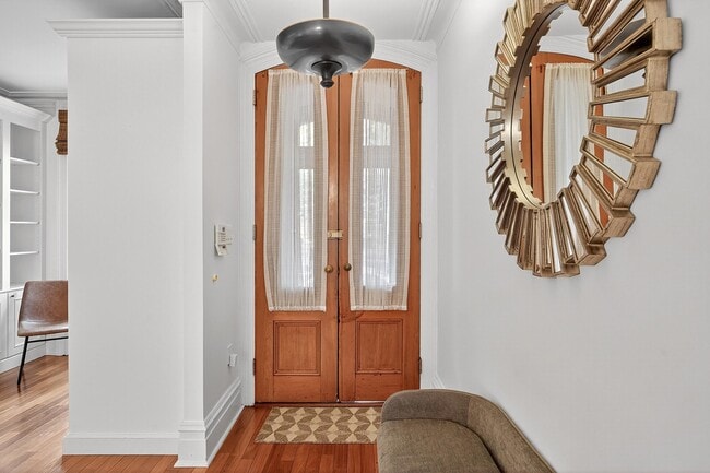 Photo - 941 Bloomfield St