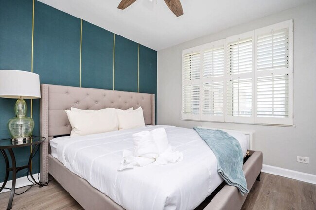 Photo - 300 W Peachtree St NW Unidad ID1299377P