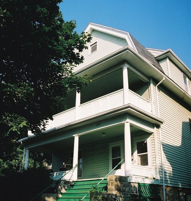 Three Flat on Van Hise Ave. - Three Flat on Van Hise Ave. Apartment Unit #2