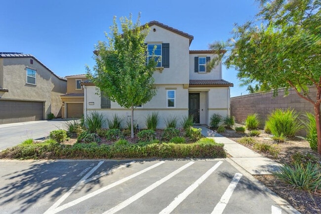 4600 Ocean Ln