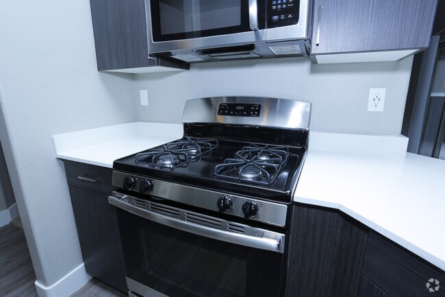 2BR, 2BA - 1146 SF Kitchen