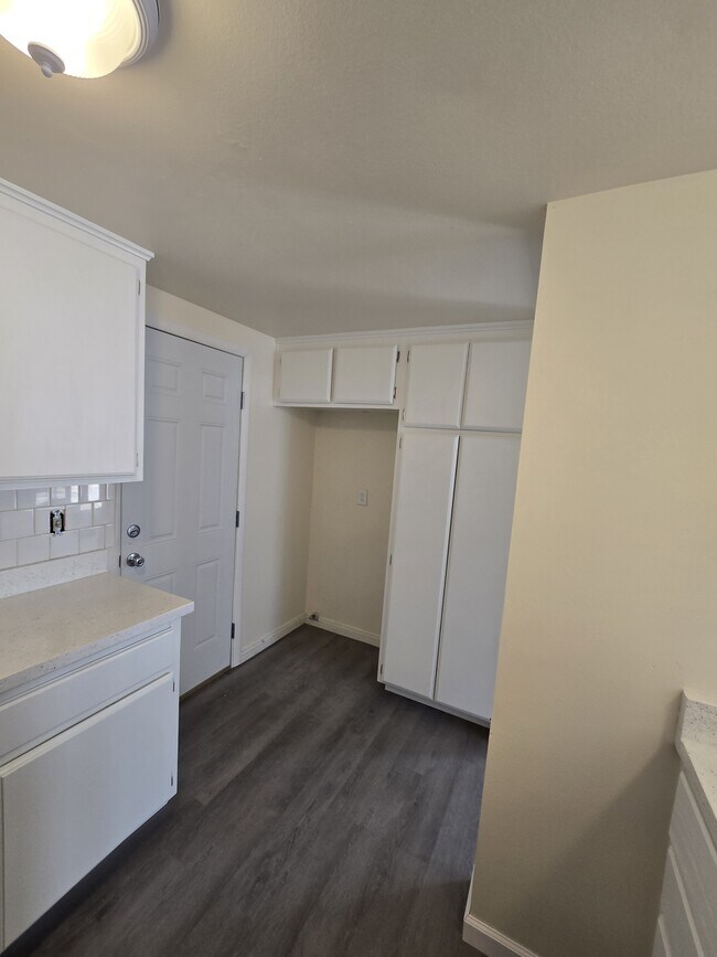 Photo - 16461 Joy St