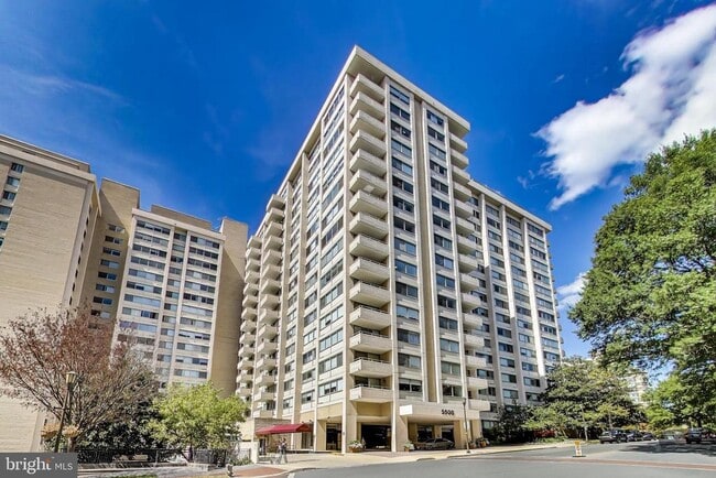 Building Photo - 5500 Friendship Blvd Unit 1211N