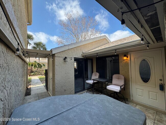 Photo - 1471 Sheafe Ave NE