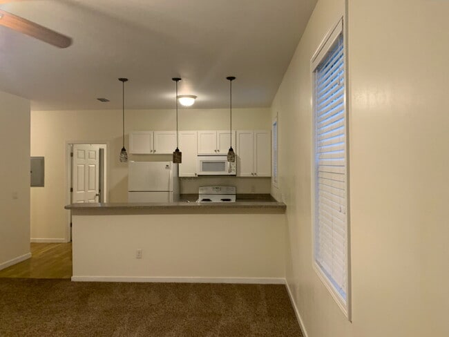 Photo - Historic Lincolnville Roommate-Ready Apartment!