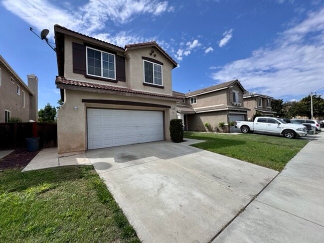 Photo - 4 Bedroom Menifee home on Menifee Lakes Go...