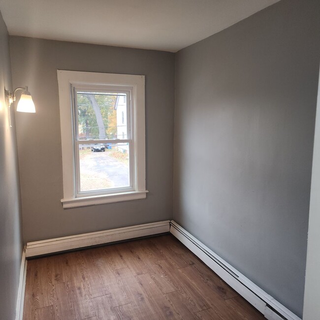 Photo - 73 Pearl St Unit 2