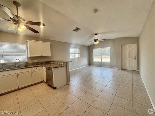 Building Photo - 3926 Santa Barbara Blvd Rental