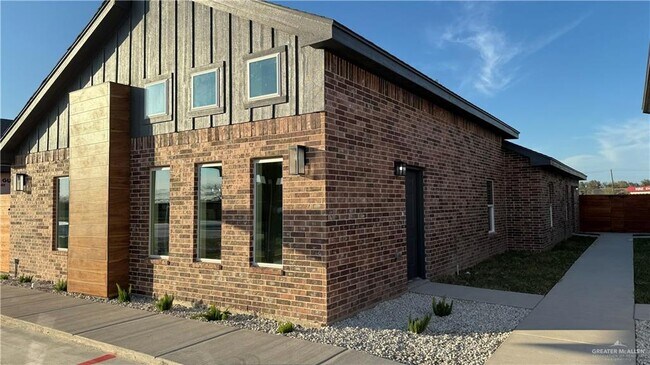 Photo - 10 Hidden Hls St Unidad 1