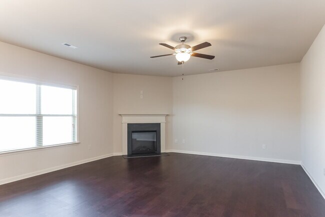 Photo - 3221 Puritan Way