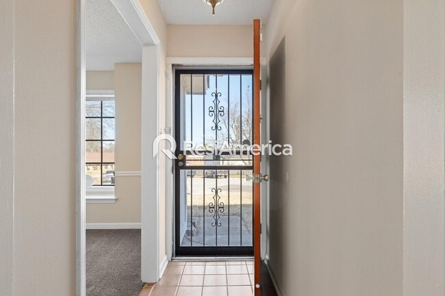 Photo - Renovated 3 Bedroom 2 Bath in 38115