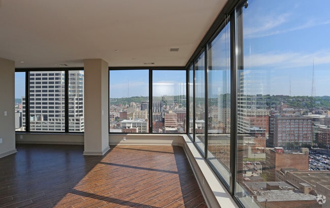 2BR, 2BA - 1,394 SF