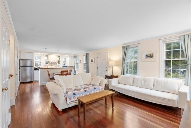 Photo - 54 Broadway Ave Unidad 3