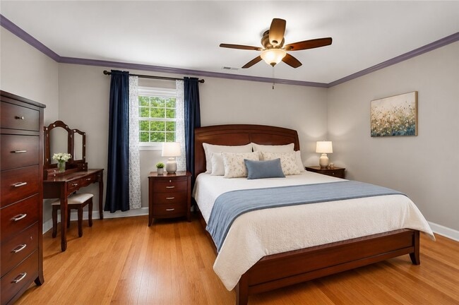 Photo - 5048 Maplewood Dr