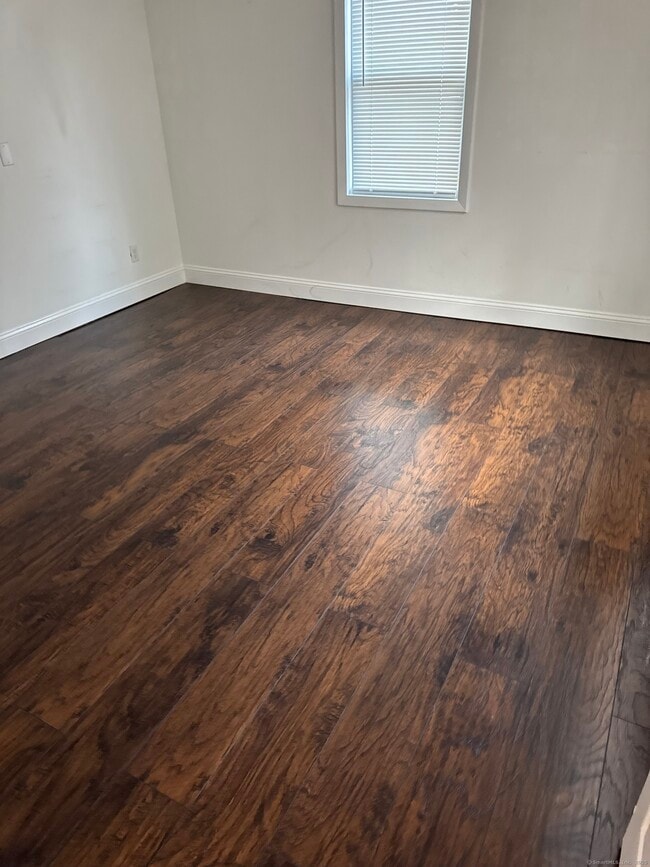 Photo - 376 Dexter Dr