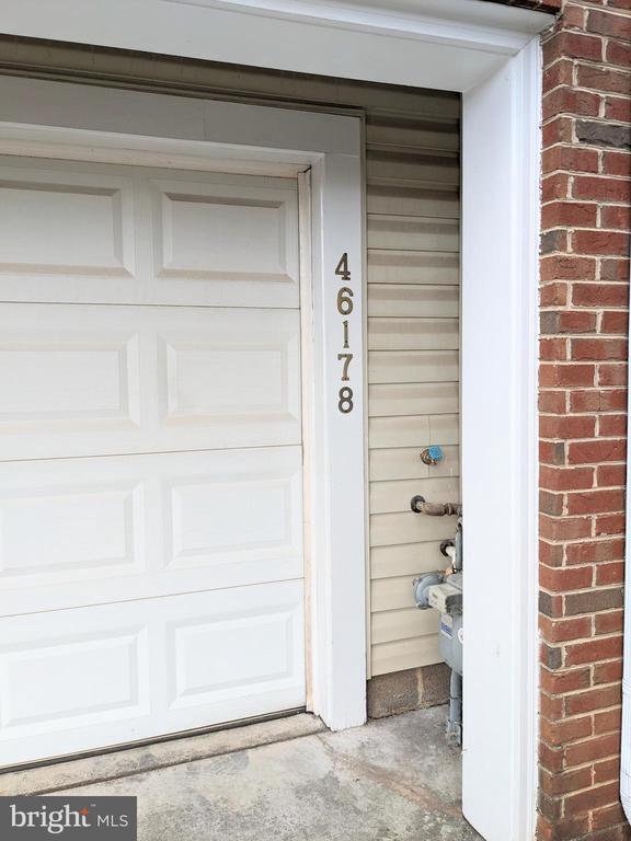 Photo - 46178 Cecil Terrace