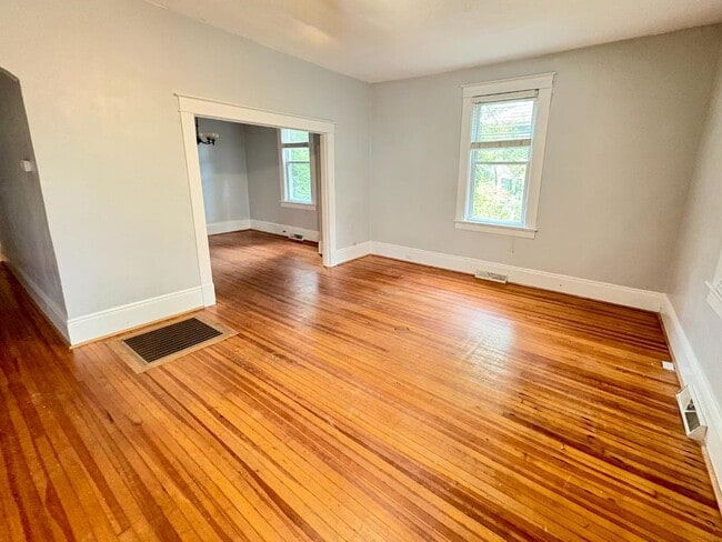 Photo - 1331 Ruffner Pl