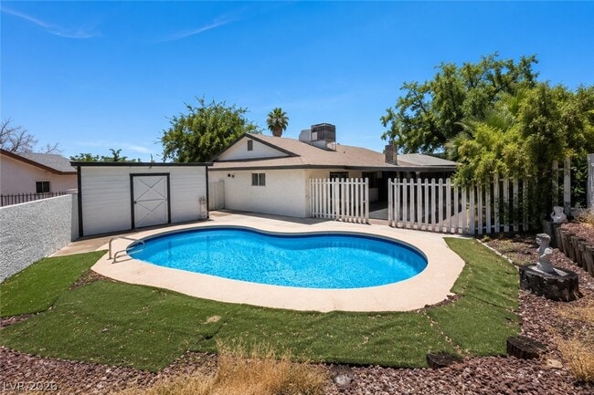 Photo - 4268 Hampshire Cir