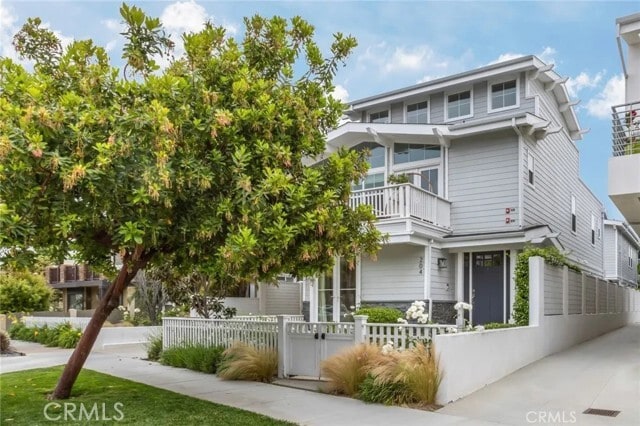 Photo - 204 S Helberta Ave