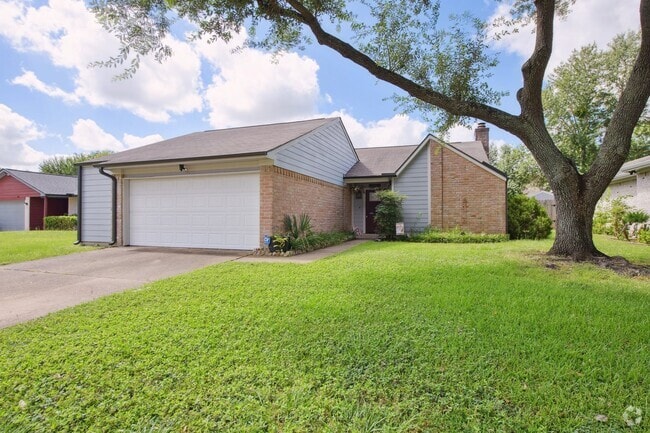 Building Photo - 10415 Eagle Glen Dr Rental