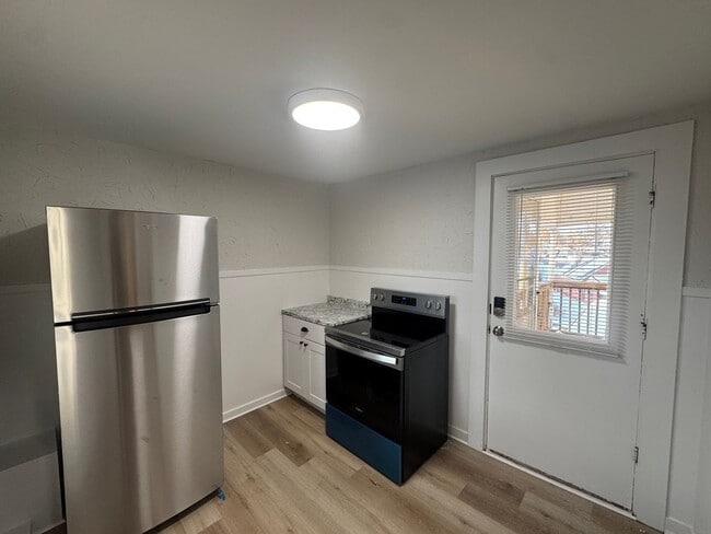 Photo - 16 Avon St Unit 6