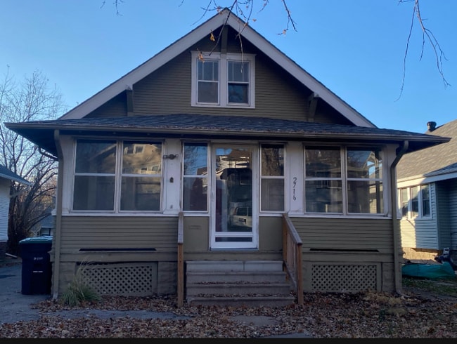 Building Photo - 2716 N 48th St