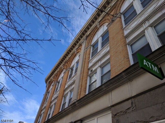 Photo - 385 George St Unit 3B