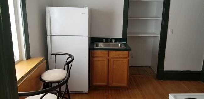 Photo - 2 bed, 1 bath apartment